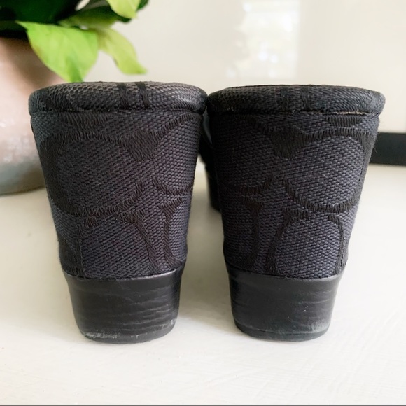 ❤️COACH❤️Greta Fabric Logo Wedges❤️Brass Hardware Buckle Design - Picture 5 of 7